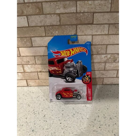 Hot Wheels HW Flames 6/10, RED '32 Ford 146/365 - Picture 1 of 2